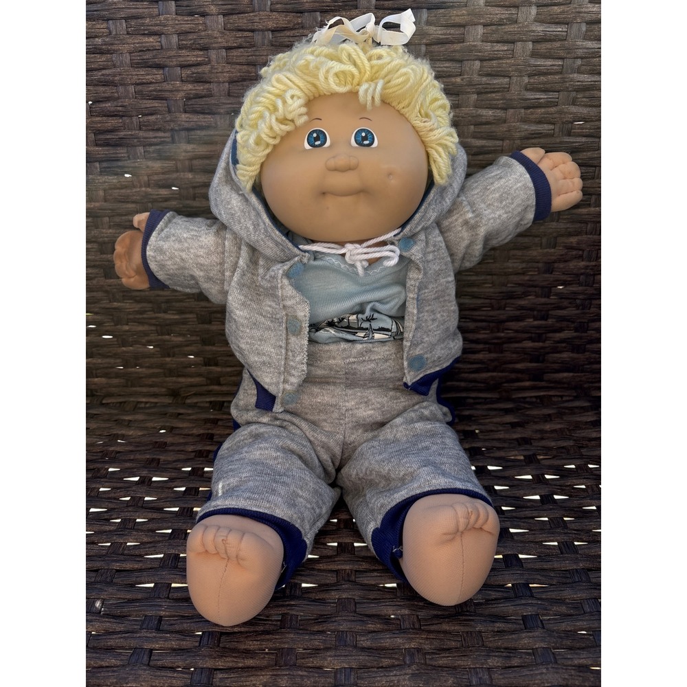 Vintage Cabbage Patch Kids Blonde Yarn Hair Blue Eyes Myrtle Beach Outfit 18"